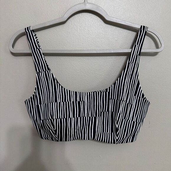 Athlete BRA CUP SCOOP PRINTED BIKINI TOP size 36D/DD - Picture 2 of 7